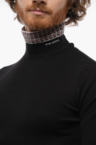 Dolcevita in Cotone Con Collo Alto Logato