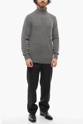 Maglia a Collo Alto in Cashmere