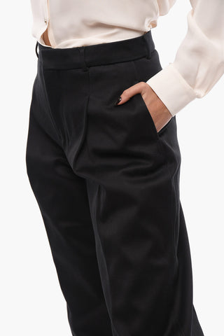 Single-pleated Pants with Snap Buttons and Belt Loops