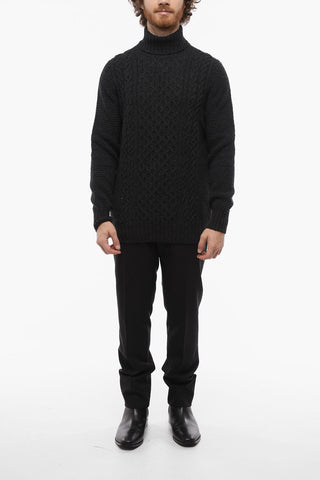 Maglia a Collo Alto in Lana Aran