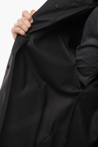 Waterproof TUBE PLEAT Jacket with Pleated Detailing