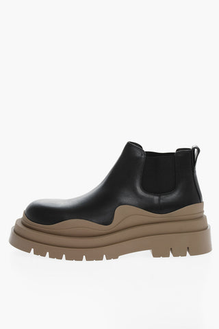 Contrasting Sole TIRE Chelsea Booties