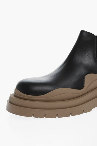 Contrasting Sole TIRE Chelsea Booties