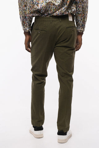 Pantaloni Chino con Slim Fit