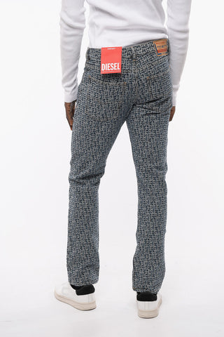 Straight Leg Slim Fit Jeans with All-Over Logo 18cm L.32