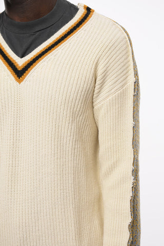 Maglia Bicolore in Misto Alpaca con Collo a V