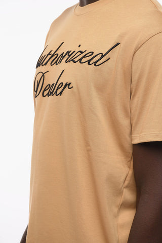 Crew-neck T-Shirt with Embossed Embroidery