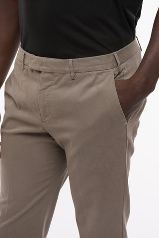 Stretch Cotton Slim Fit Chinos Pants