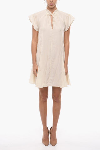 Ausgestelltes Kleid KAROOKH mit kurzen Raglanärmeln und Rüschenkragen