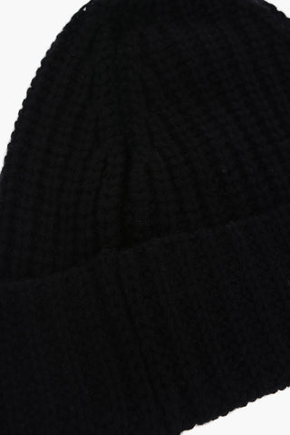 Beanie BIBI in Cashmere con Dettagli Dorati