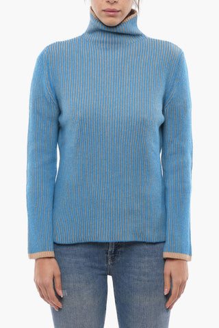 Maglia a Collo Alto Asimmetrica a Costine in Cashmere