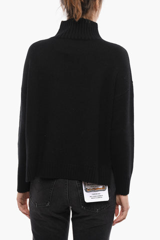 DREAM Turtleneck Pullover