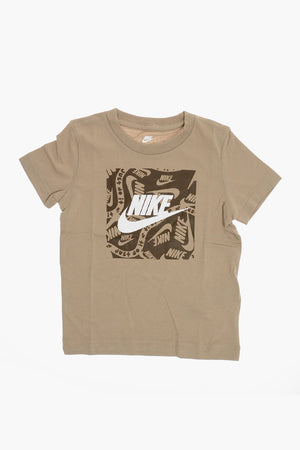 Einfarbiges T-Shirt mit Rundhalsausschnitt und aufgedrucktem Logo