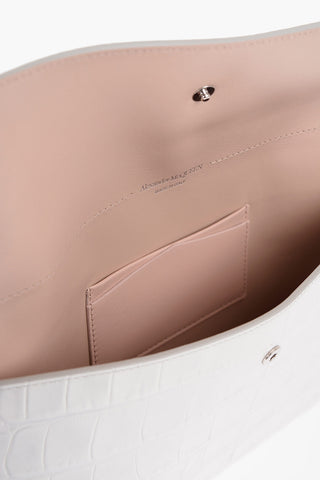 Pochette in Pelle Lucida Effetto Coccodrillo 