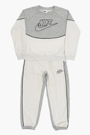 Set aus Joggers und zweifarbiger Rundhalspullover AMPLIFY
