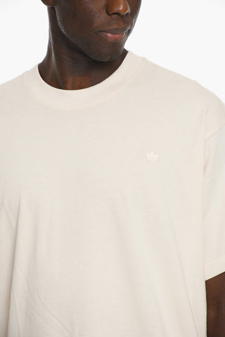 Embossed Logo Crew-Neck Solid Color T-shirt