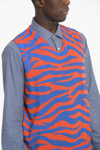 Two-Tone Animal Effect Sleeveless V-Neck Sweater