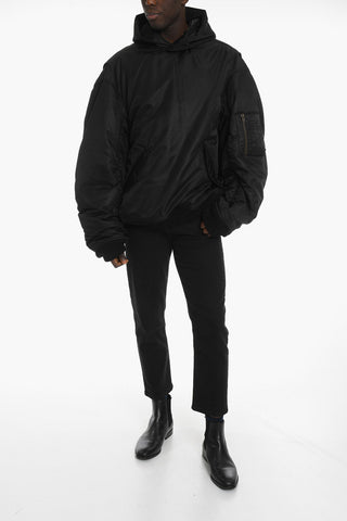 Bomber Satinato con Spalla Scesa