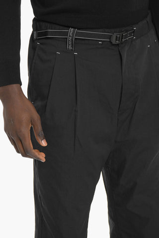 Double-pleated Cropped Stretch Pants with Buckle