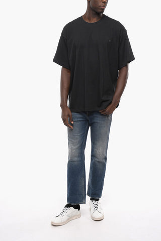 Embossed Logo Crew-Neck Solid Color T-shirt