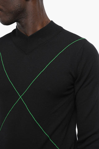 Maglia con Collo a V in Misto Lana Stretch