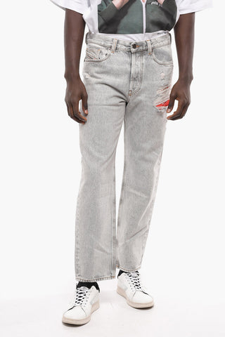 Jeans 2010 Distressed con Toppa Colorata 21cm