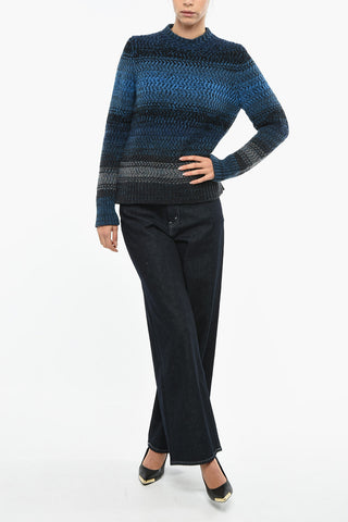 Maglia Girocollo in Cashmere con Design a Righe
