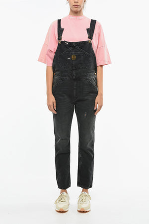 Latzhose aus Denim mit goldfarbenen Logoknöpfen