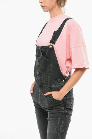 Latzhose aus Denim mit goldfarbenen Logoknöpfen