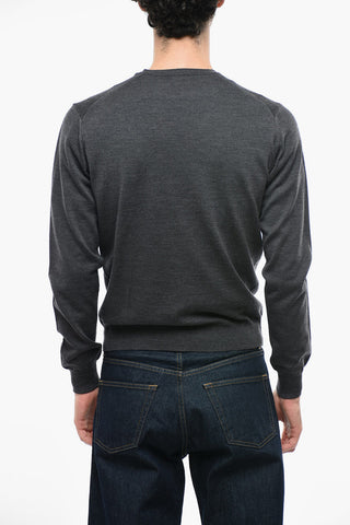 Maglia in Lana Vergine con Collo a V