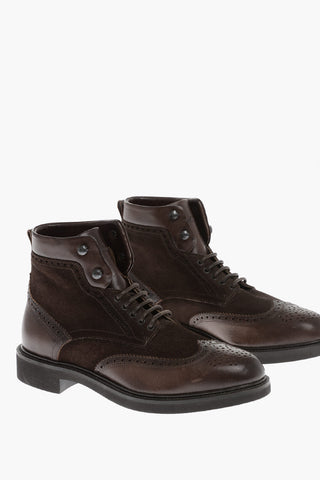 Anfibi Brogue in Pelle con Suola in Gomma