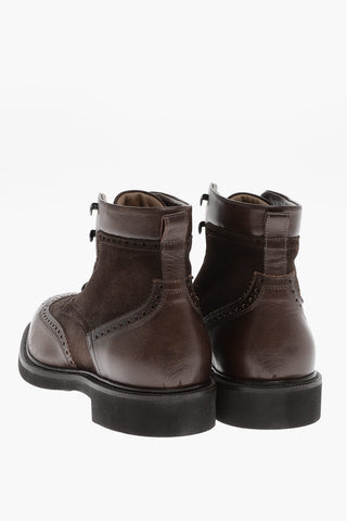 Anfibi Brogue in Pelle con Suola in Gomma