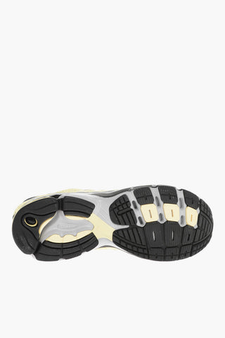 Breathable Fabric SUPERNOVA CUSHION Running Sneakers