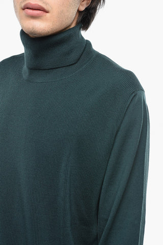 Virgin Wool Ribbed AAMINTORE Turtleneck Sweater