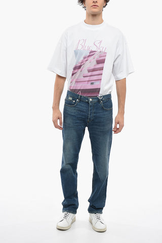 Stragiht Fit jeans With Distressed Details