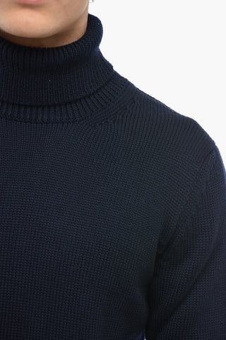 Maglia a Collo Alto In Lana 