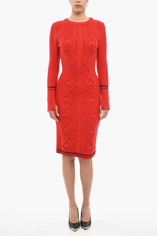 WHITE LINE Aran Sheath Dress with Tight Fit