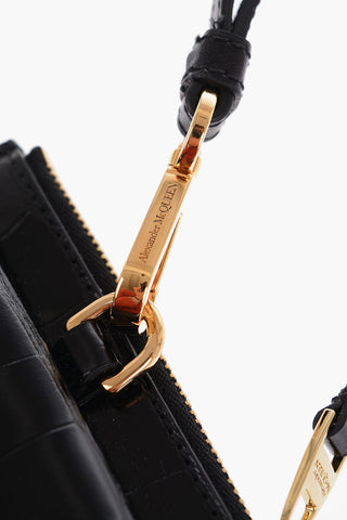 Crocodile Effect Leathe Wrist Card Case with Golden Details