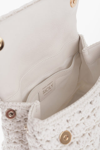 Borsa a Mano in Crochet con Charm Removibile
