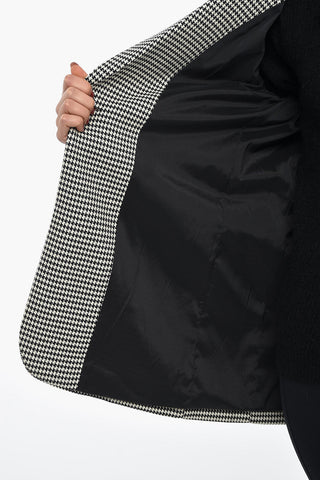 1 Button Houndstooth Blazer with Flap Pockets