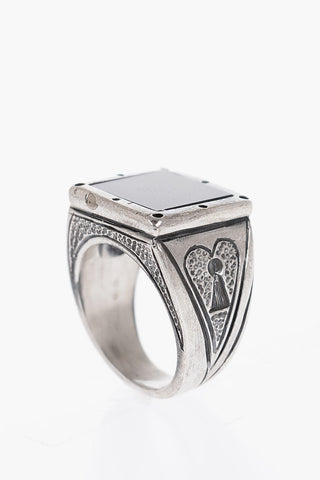 Silver PiCCHE Ring with Engravings and Center Stone