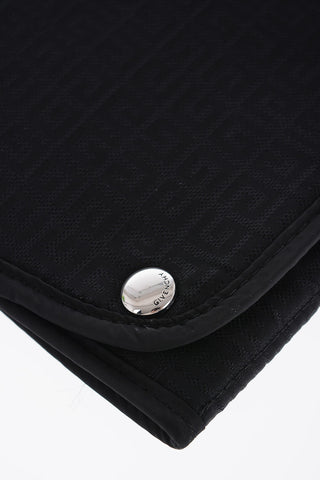 Solid Color Quilted Changing Bag with Ajustable Shoulder Strap
