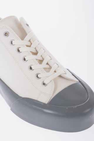 Canvas Low-Top Sneakers With Rubber Sole