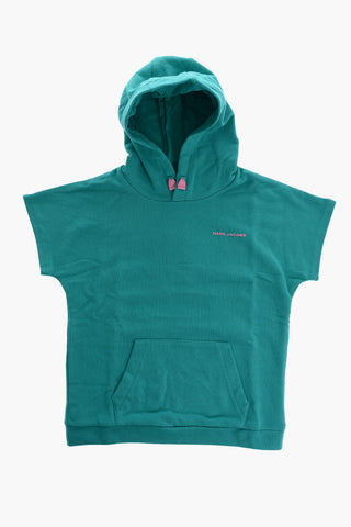 Short Sleeve Hoodie with Contrasting Print