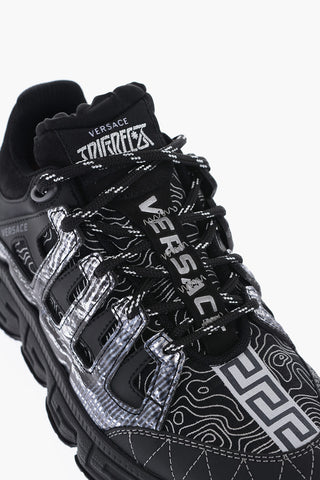 Low-Top TRIGRECA Sneakers With Contrasting Print