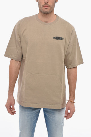 T-Shirt Girocollo SURF BOARD con Logo in RIlievo e Maxitasca