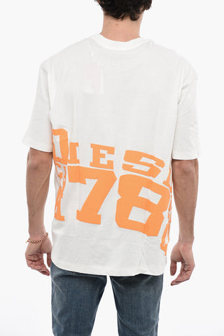 T-shirt Girocollo T-WASH-G9 Oversized con Maxi Logo sul Retro