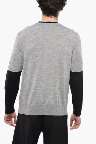 Loose Fit V-neckline Sweater with Contrasting Detailing