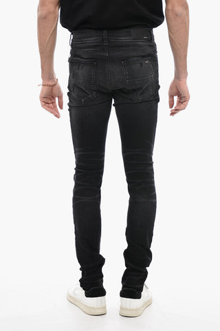 Jeans Distressed a Lavaggio Scuro con Logo a Toppa 14cm