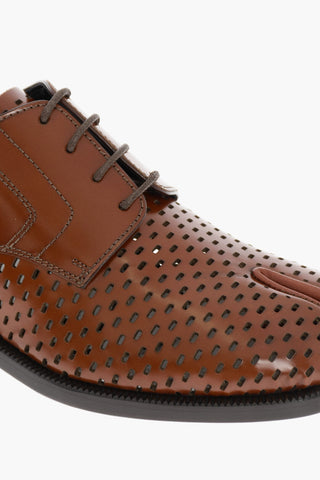 MM22 Scarpe Derby TABI in Pelle Traforata